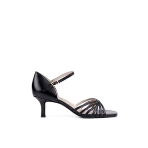 Annett Black