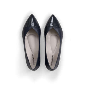 Lola Navy