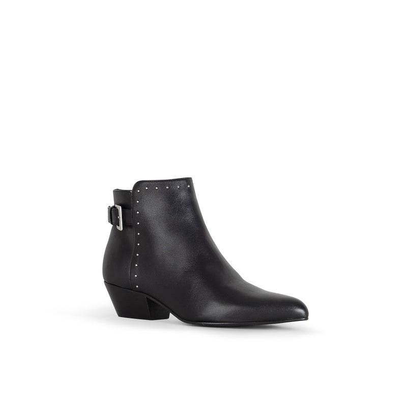 Lene Studs Black