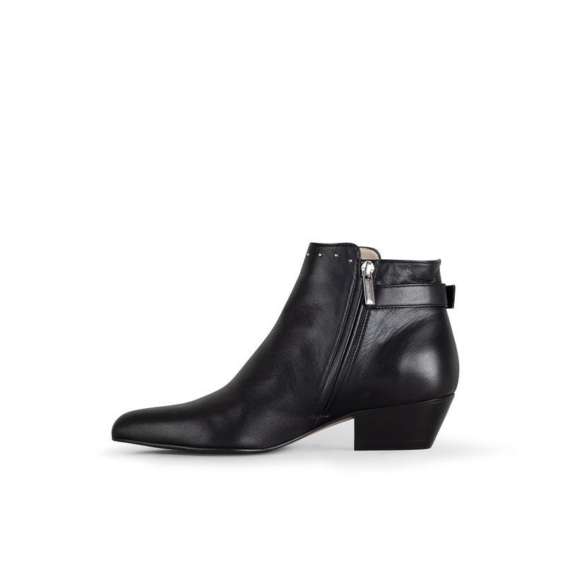 Lene Studs Black