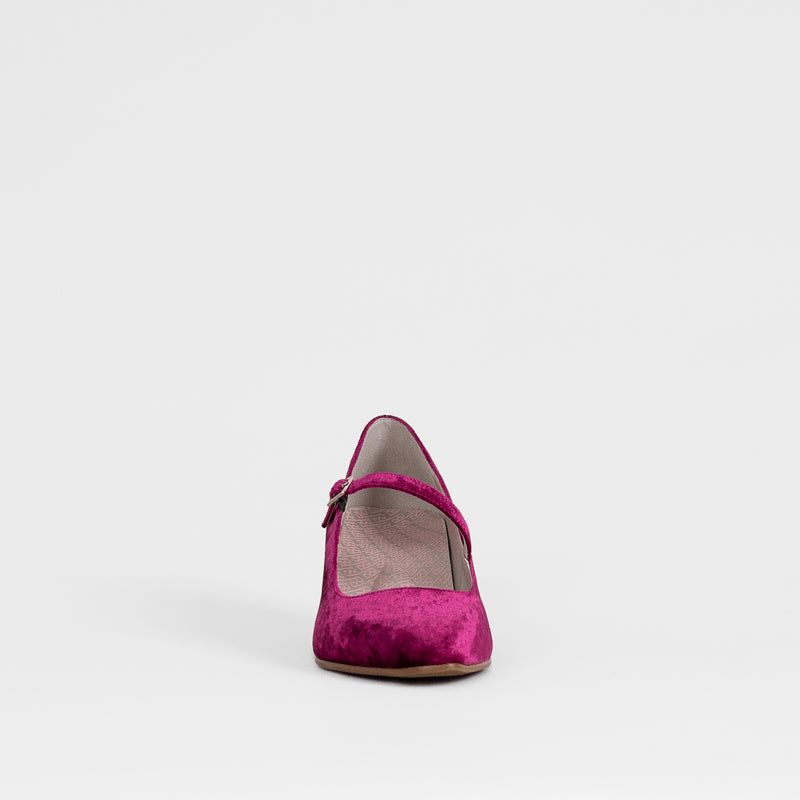 Moxie Cerise