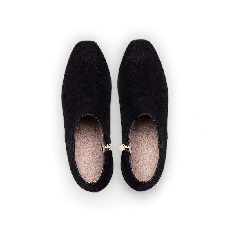 Sigrun Black